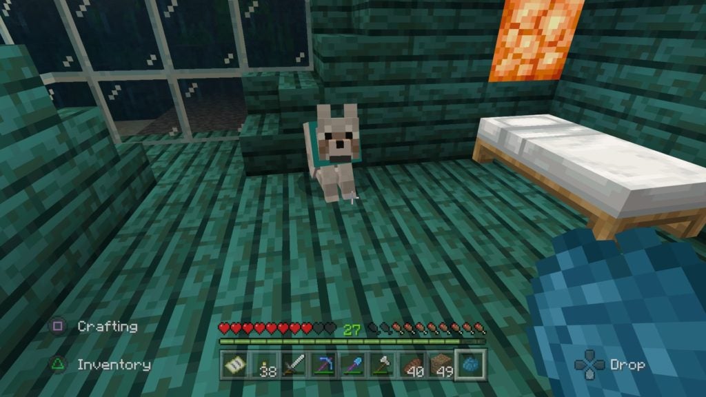 Using cyan dye to change the color of a tamed wolf's collar. The wolf is sitting in a room made of green wood.