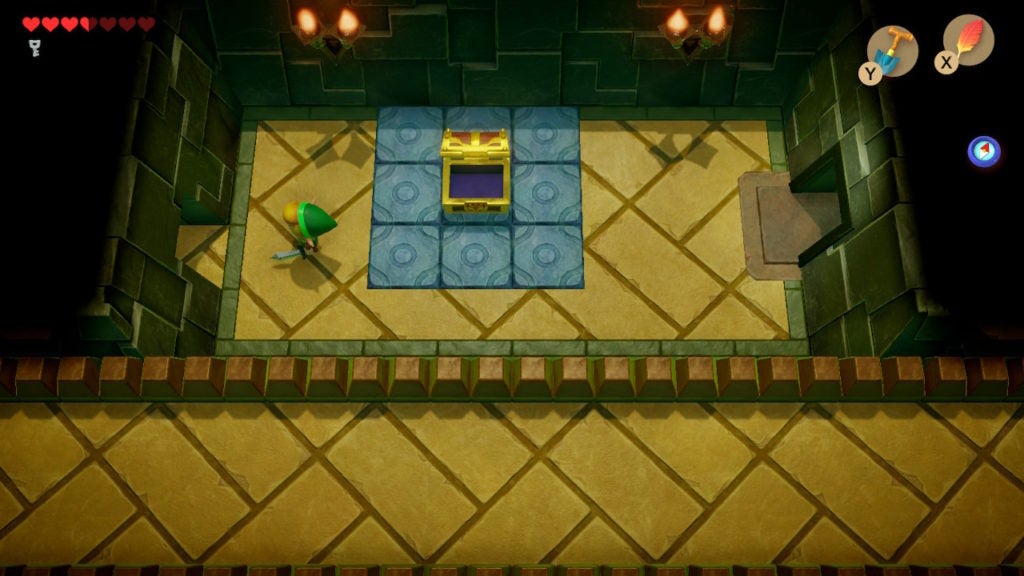 Link blowing up a hidden entrance to another room.