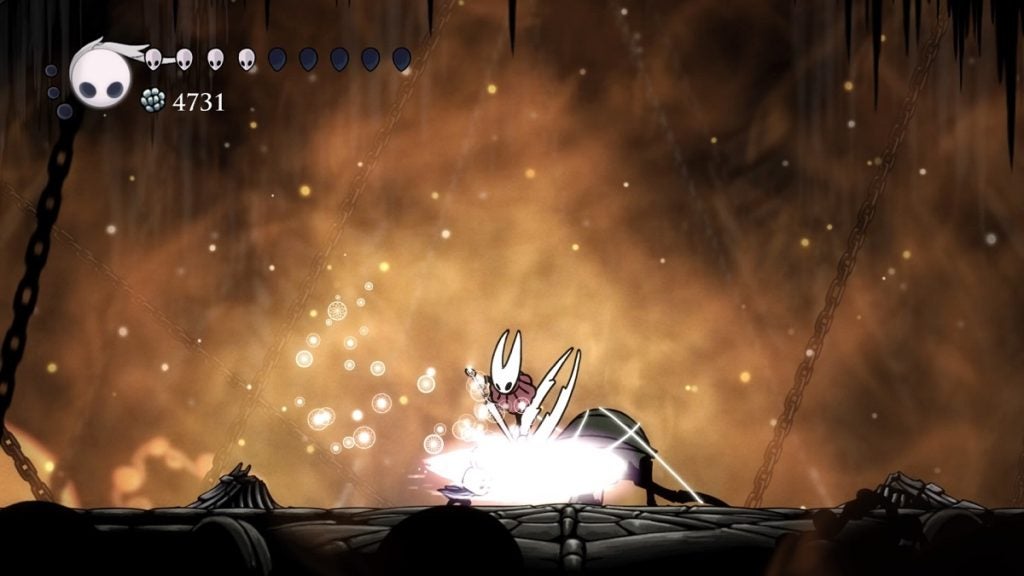 Hornet holding Hollow Knight while The Knight attacks him.