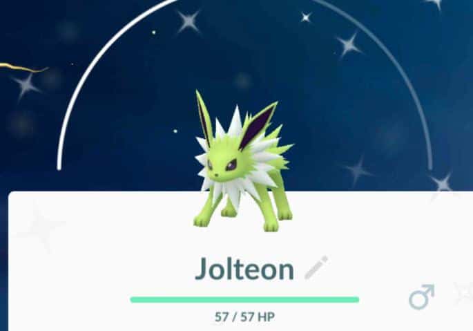 A Shiny Jolteon with HP displayed from Pokémon GO.