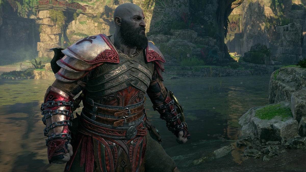 Kratos wearing Lunda's Armor set in God of War Ragnarok.