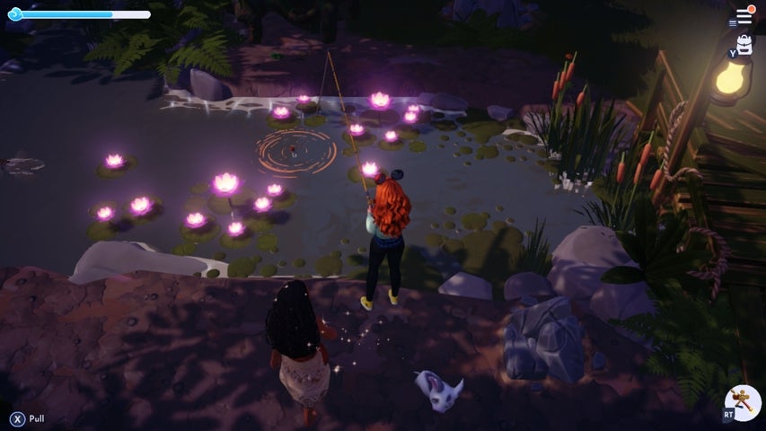A character fishing at an orange-ringed fishing spot in Disney Dreamlight Valley