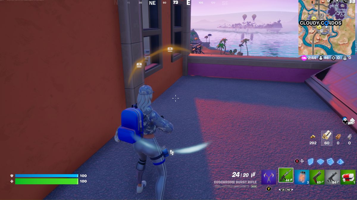 The visualised sound setting in Fortnite, showing footsteps and chest locations near the player.