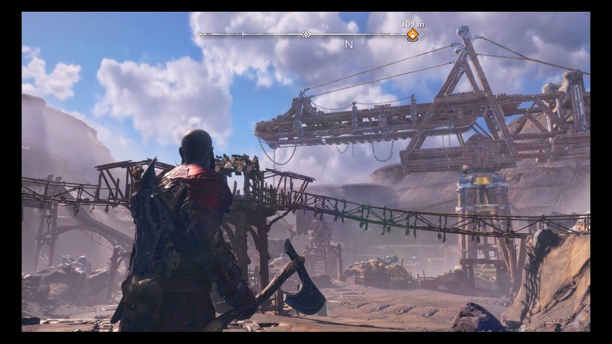 Kratos looking at the huge crane in Jarnsmida Pitmines.