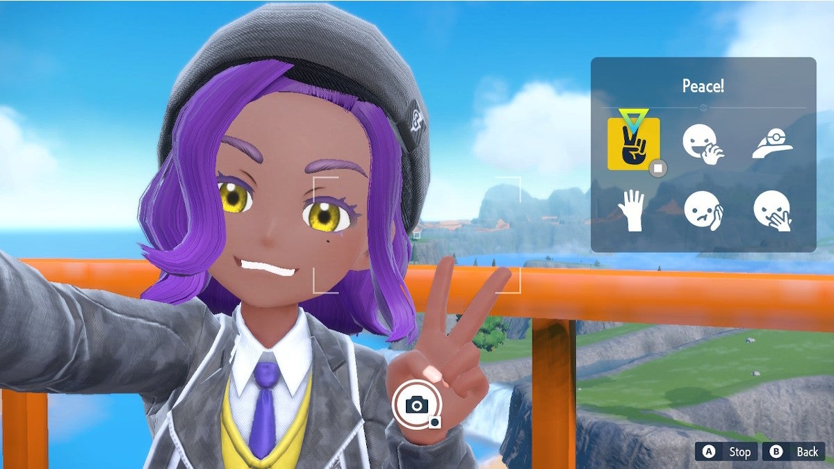A player with purple hair taking some selfies.