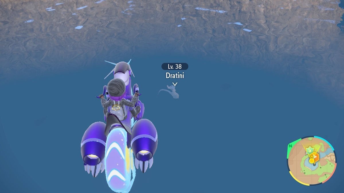 A player locking onto a Dratini deep underwater.