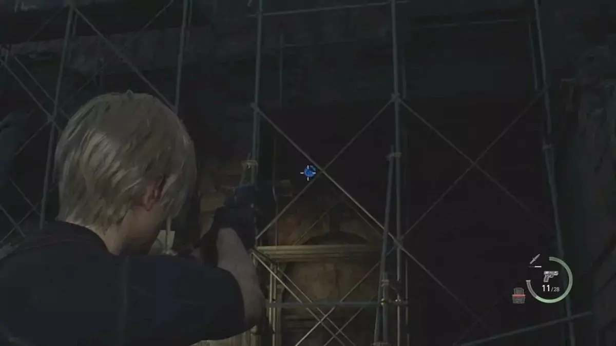 Leon aiming at the fourth blue medallion in the Cliffside Ruins.