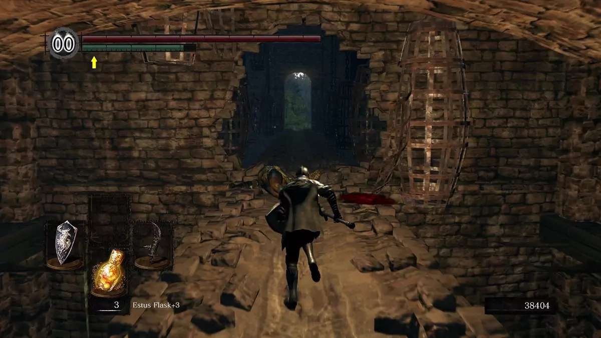 The Chosen Undead running towards a room where Big Hat Logan is in Sen's Fortress.