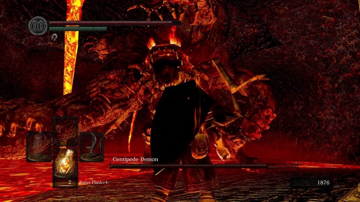 The Centipede Demon screaming in front of the Chosen Undead.