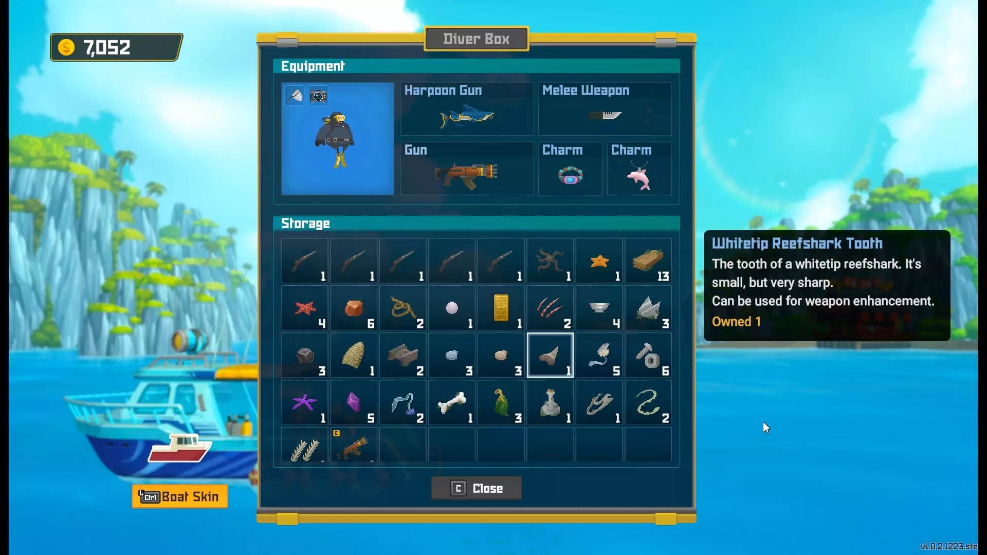 The player looking at Shark Teeth in their inventory in Dave the Diver.
