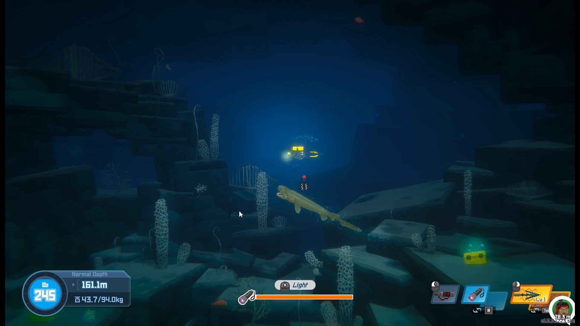 The player fighting a stunned Frilled Shark in Dave the Diver.
