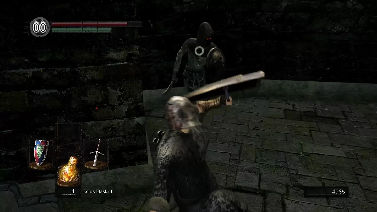 The Chosen Undead facing an undead assassin.
