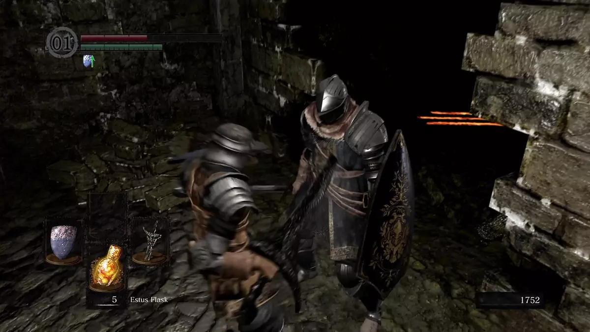 The Chosen Undead fighting Oscar of Astora.