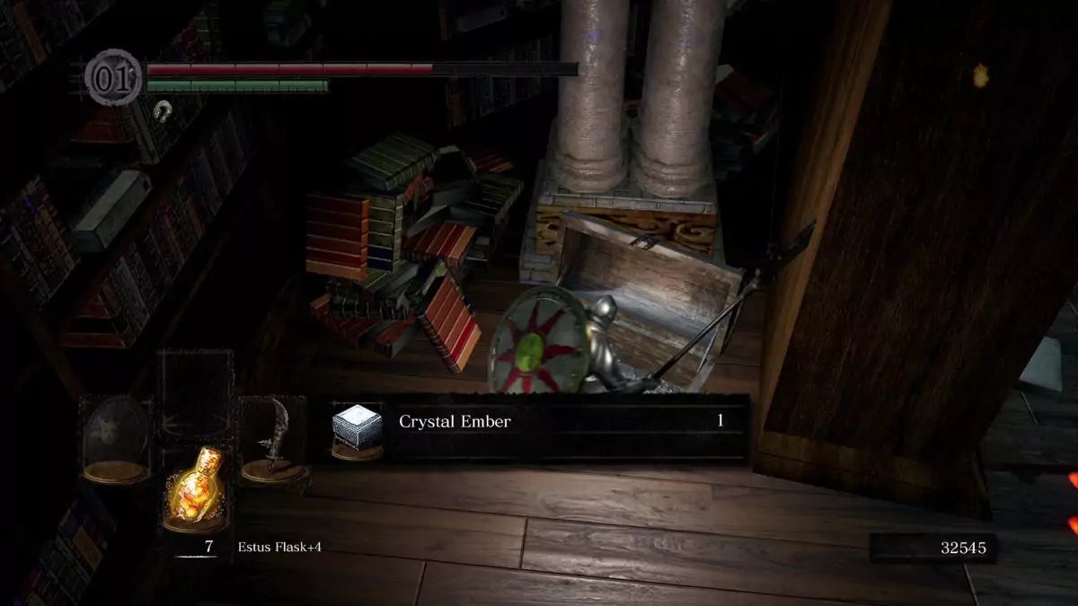 The Chosen Undead picking up the Crystal Ember in Dark Souls.
