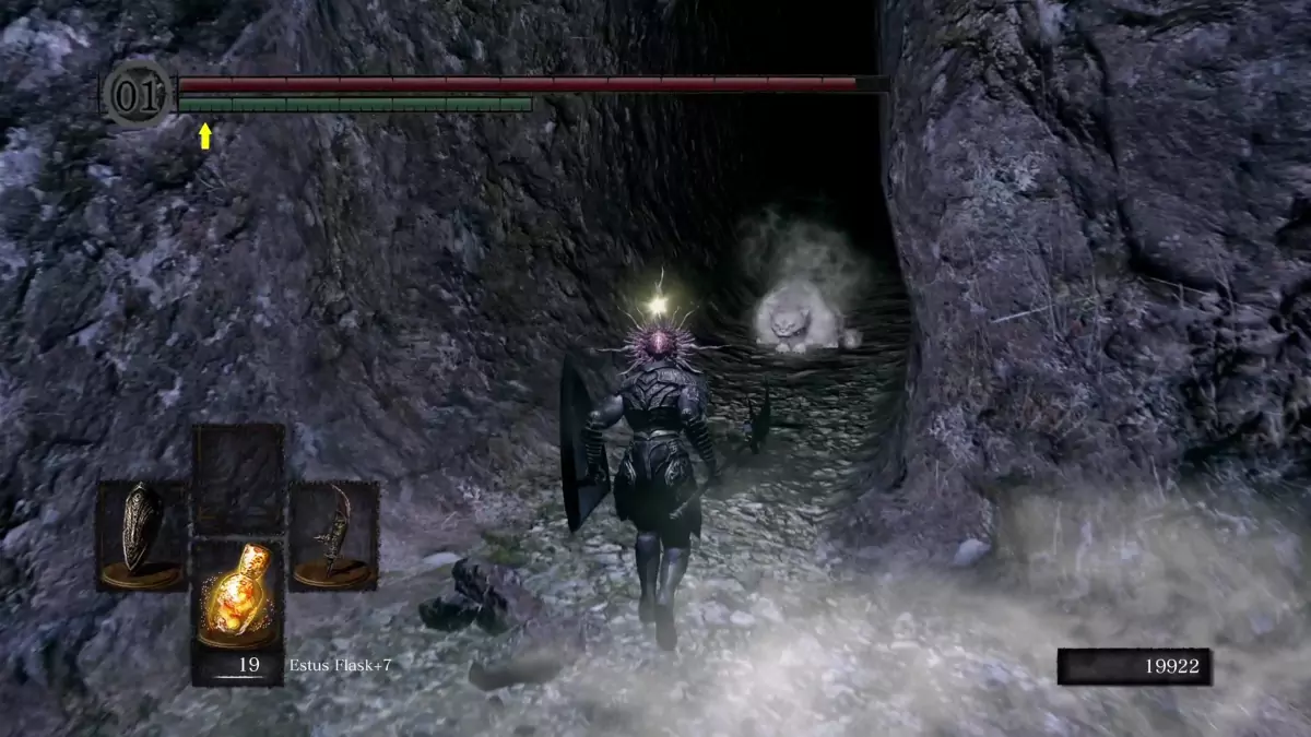 The Chosen Undead running towards Alvina in the Chasm of the Abyss.