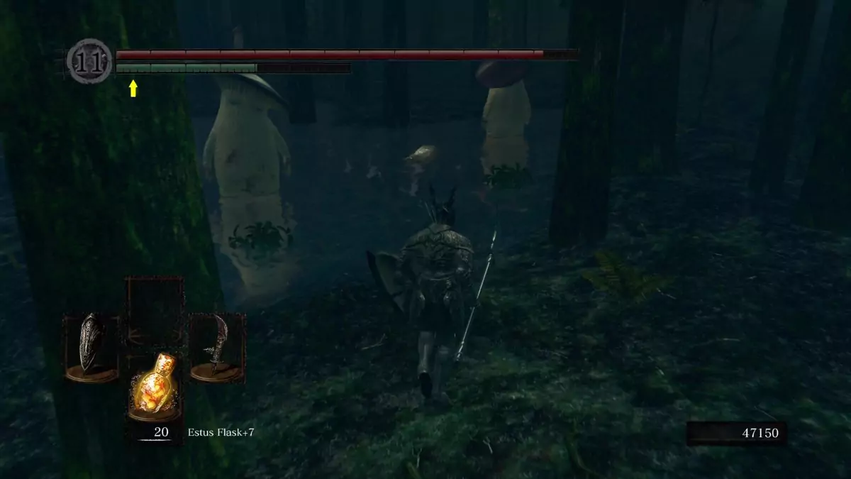 The Chosen Undead running towards giant mushroom enemies.