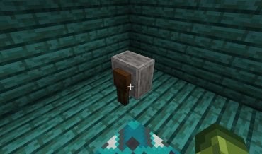How to Make and Use a Grindstone in Minecraft